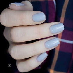 677 Quiet Grey, Around the Fashion, Colour Alike